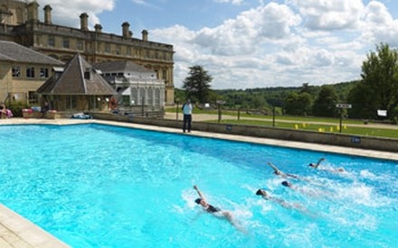 Piscina Rendcomb College